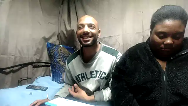 Camodick লাইভ XXX চ্যাট