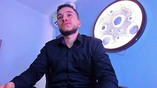 mike_257: απευθείας συνομιλία ΧΧΧ