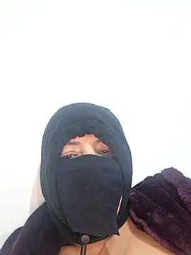 Rahaf11 élő XXX-chatje