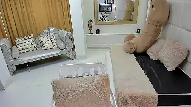 gaby_trent live XXX chat