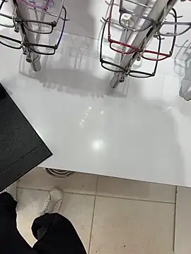 TavoHot_: διαδικτυακό σόου στην κάμερα