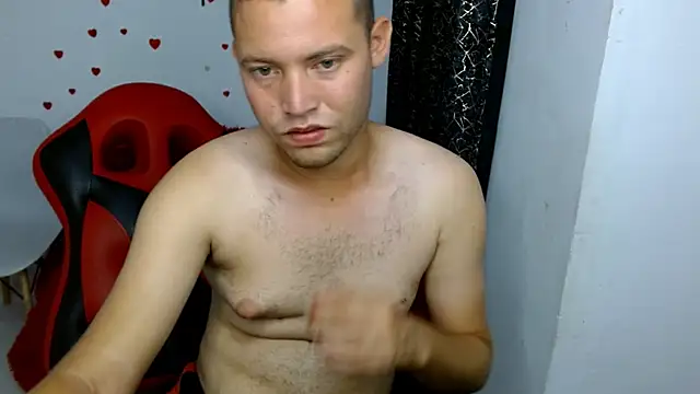 sven_fox723: διαδικτυακό σόου στην κάμερα