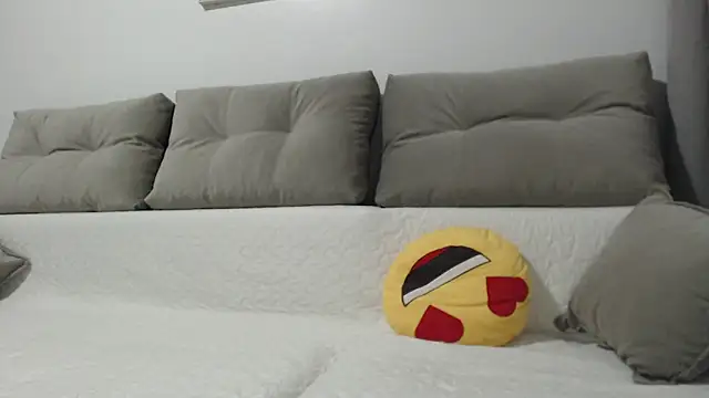 Chatroom XXX en direct de _JustmeHere_