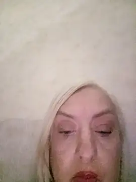 Julia20X Live XXX Chat