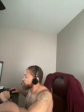 Fathero1time Show in webcam