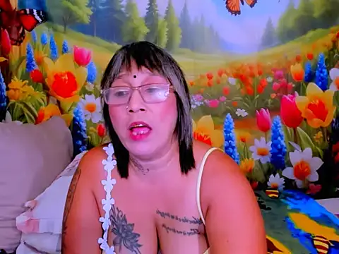 indianroxy live XXX chat