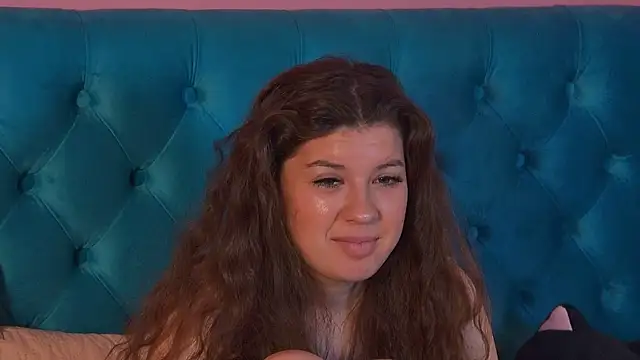 Roxy_Wilde Live XXX-chat