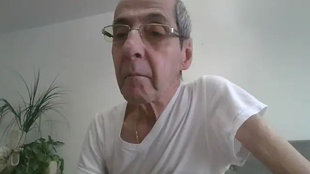 whitemilk4un Webbikameraesitys