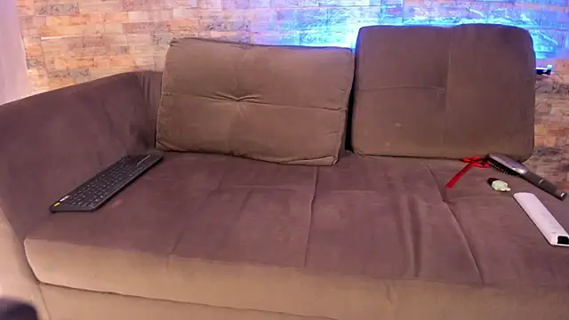 scarlettqueenx Show in webcam