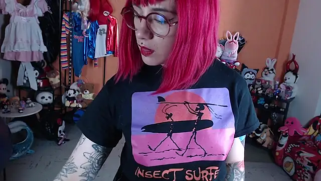 MissMiia2 Adlı Modelin Canlı XXX Sohbeti