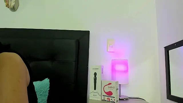 แชท XXX สดของ Natalye_23