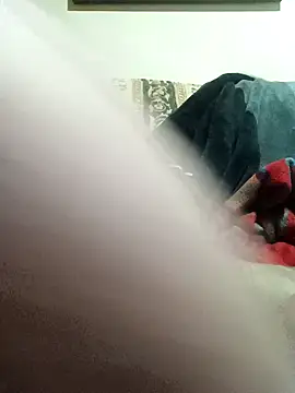 Show modela everyoneneeds na web-kameri