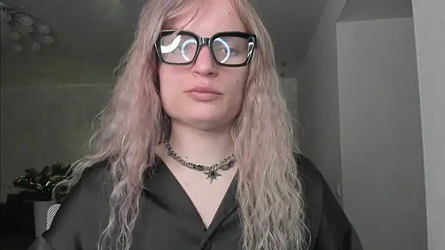 milliKira006 webcam show