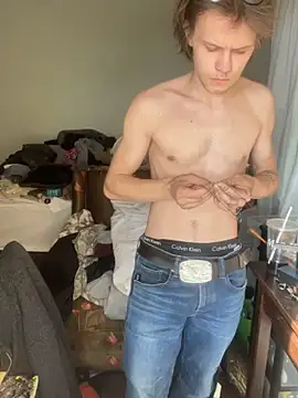 XanderOzzz: διαδικτυακό σόου στην κάμερα