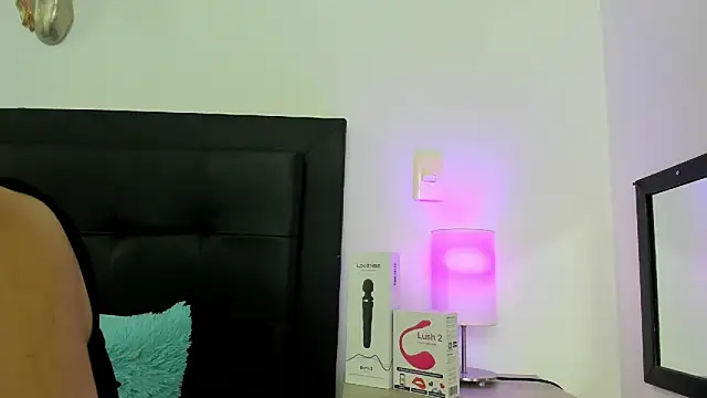 Natalye_23 现场XXX聊天