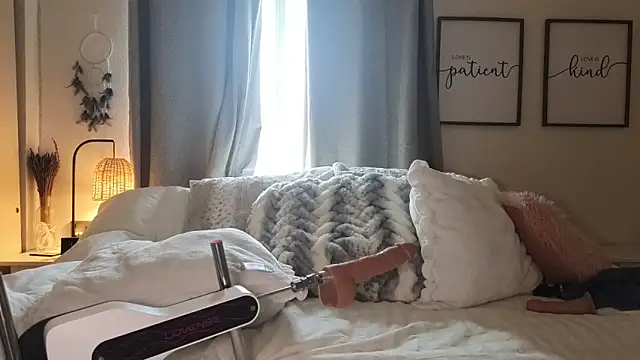 JESS_LOVES' Live XXX Chat