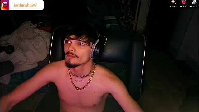 Pokazy przed kamerką – JordanShow