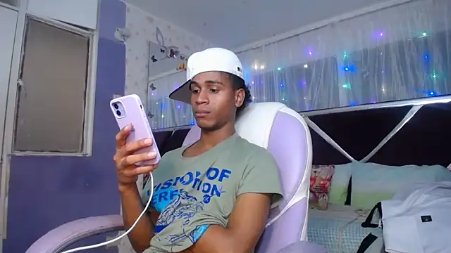 Santy_bigcock_01 Obrolan Langsung XXX