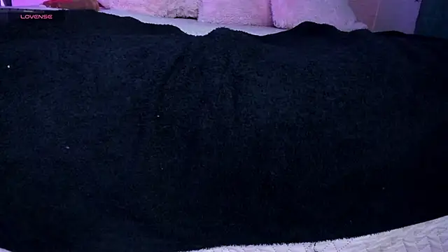 Naomi_baby1's Live Sex Cam Show