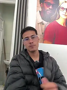 TavoHot_のウェブカメラショー