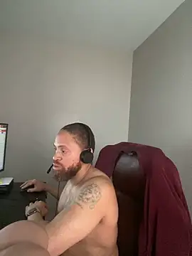 Fathero1time লাইভ XXX চ্যাট