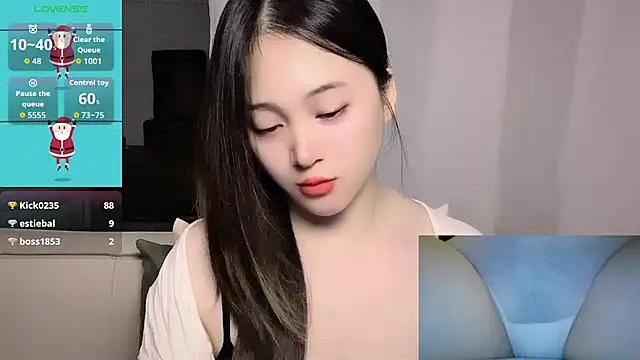 woaiqinqin Chat XXX live