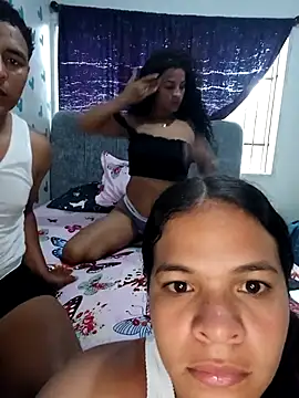 CurlyBitch Live XXX Chat