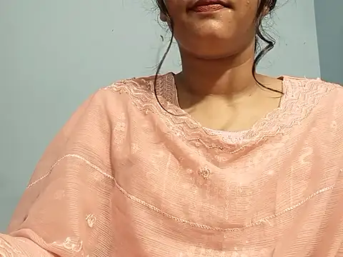 Pokazy przed kamerką – Emma_4433