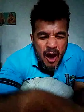 Chatroom XXX en direct de tarra122