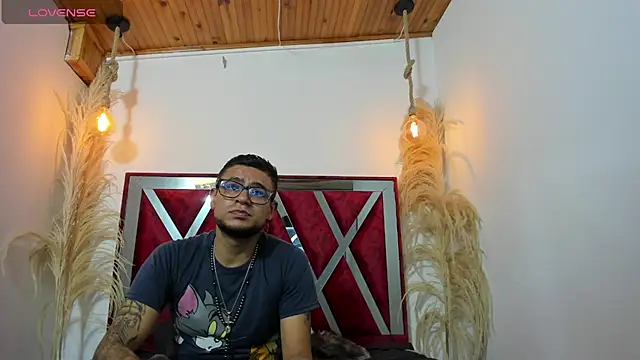 Nickk_21_ Webcamshow