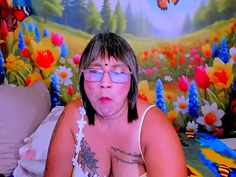 indianroxy élő XXX-chatje