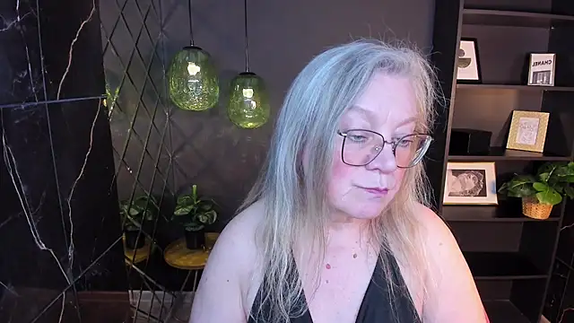 NataliMellow's Live XXX Chat