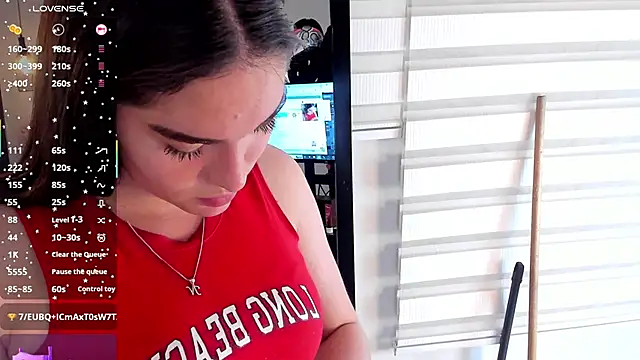 chelsea_bolton_'s Live Chat Room