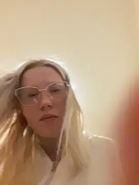 LeniMaria Live XXX-chat