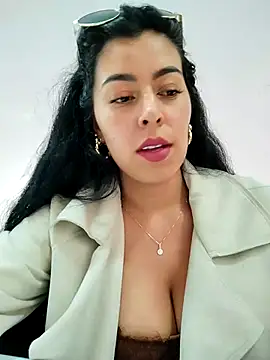 Luianna 即時 XXX 聊天