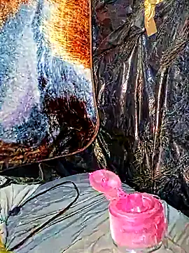 Mrluckstick webkamerás műsora