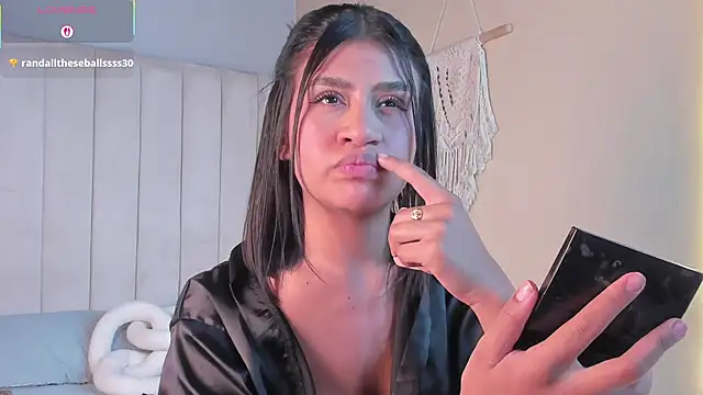 XXX chat uživo modela Elise_Diamond