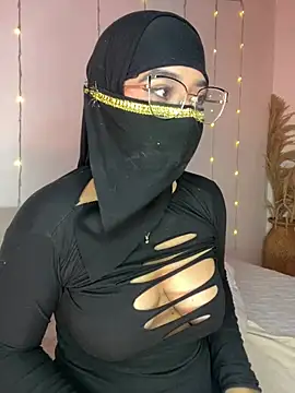 Maisa_issa Adlı Modelin Canlı XXX Sohbeti