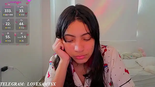 Chat XXX en directo de Lovelyamyy