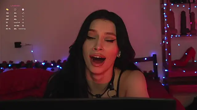 Chat XXX en directo de Olivia_Faye