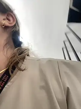 daniela_henao Chat XXX live