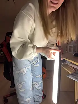 Pokazy przed kamerką – MaryHiggins