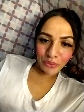 Pertunjukan Kamera Web Yourbabyshane