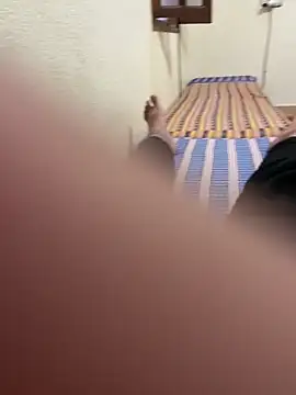 BroodyTenement: вебкам-шоу