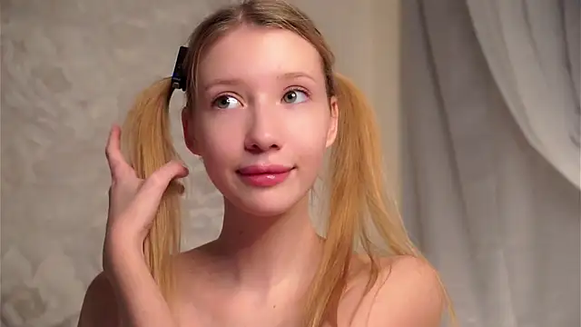 SunnivaCovil Pertunjukan Webcam