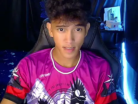 hugekenbigcock Webcam-Show