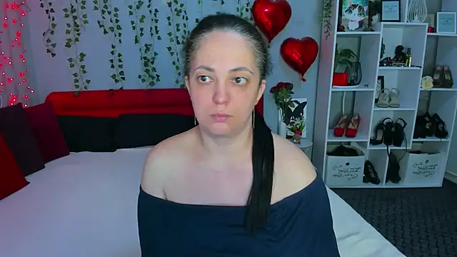 Show modela DarlingMilf na web-kameri