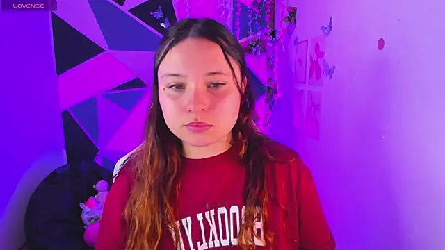 XXX chat uživo modela little_emma0