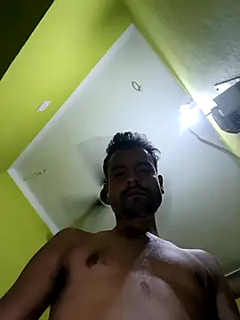 Kumalunda3722 – webcam-show