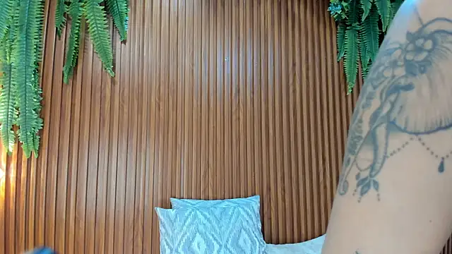 aliice_diaz élő XXX-chatje